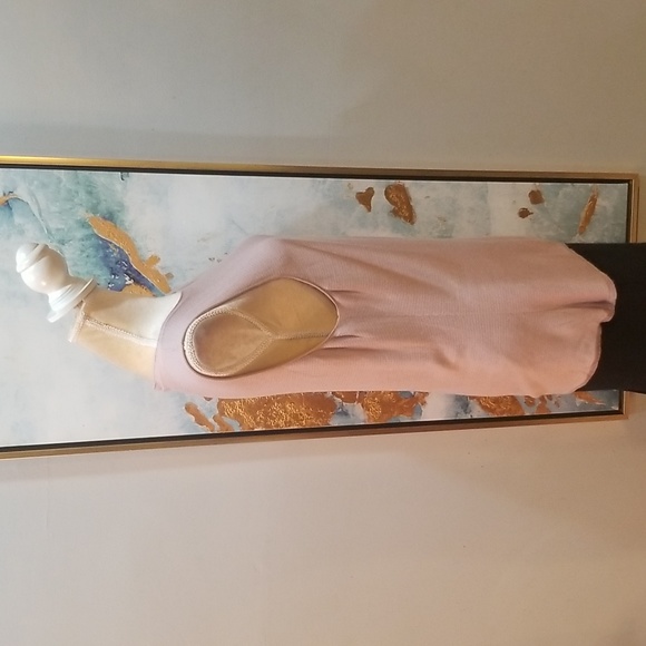 Armani Collezioni Blush Tunic Knit Sleeveless Top Sz. 12 Made in Italy $350 MSRP - Picture 7 of 10